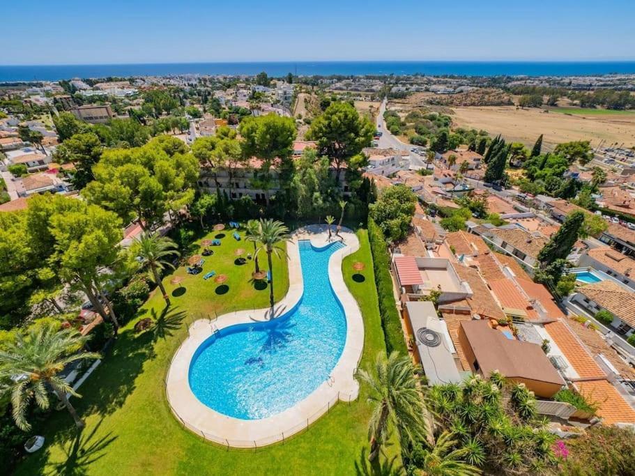 Estudio Torre De Andalucia Marbellac Extérieur photo