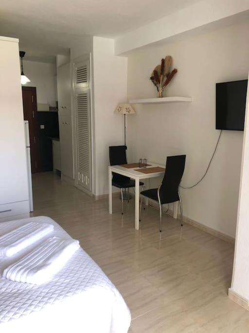Estudio Torre De Andalucia Marbellac Extérieur photo